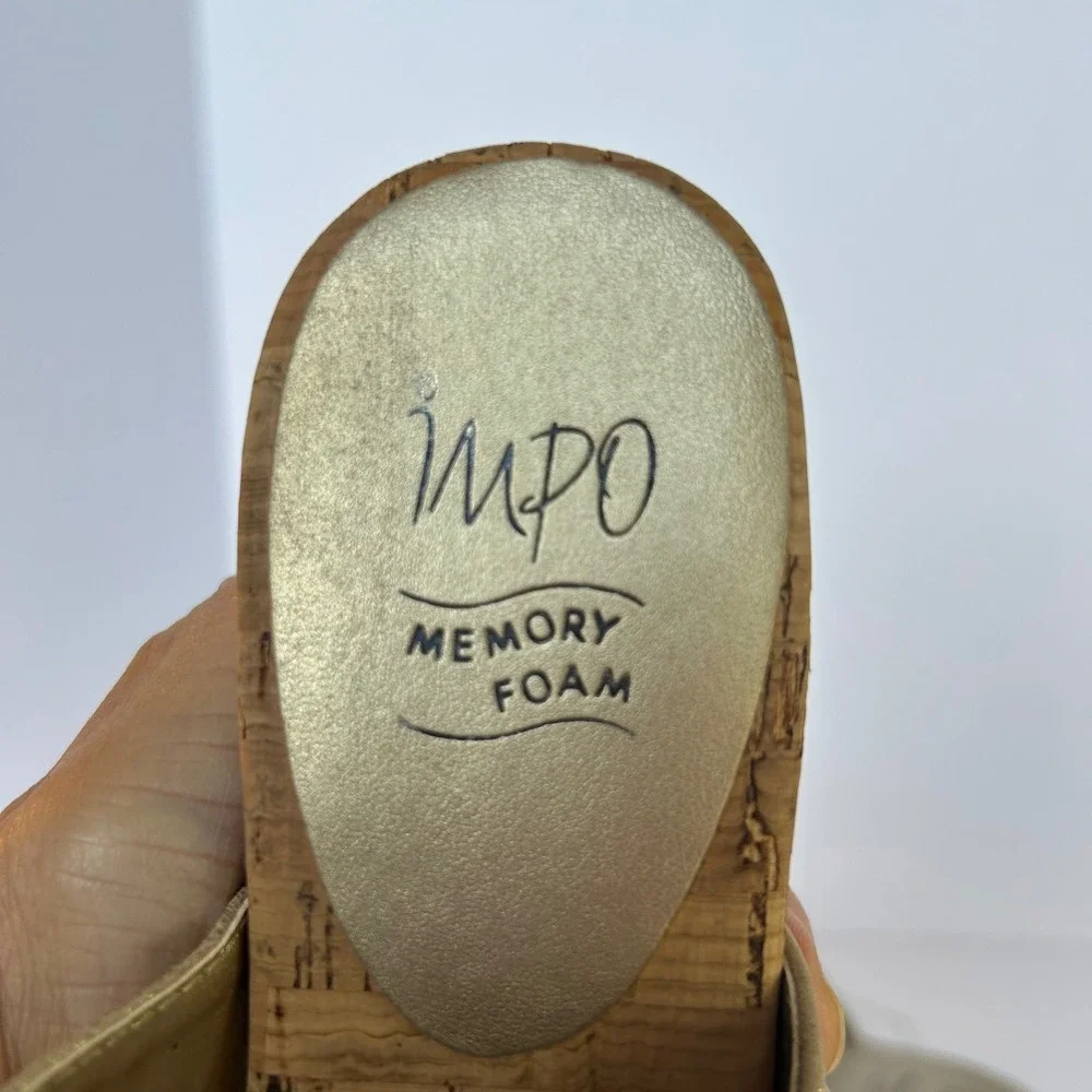 Impo Gisselle‎ Wedge Sandals Gold Metallic Buckle Detail Cork Comfort Shoes